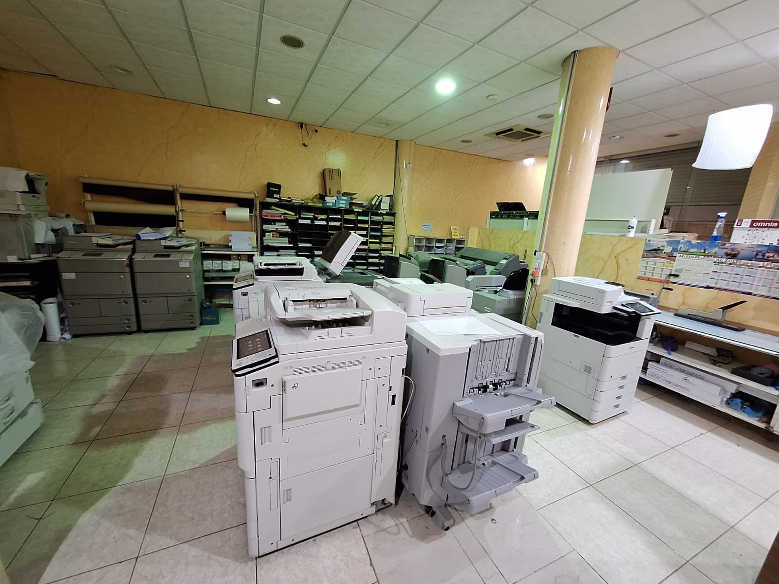 صورة داخل المحل 2